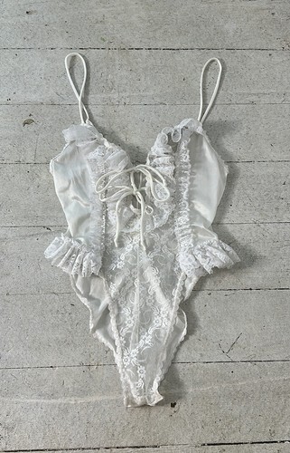 vintage white lace teddy - Gem