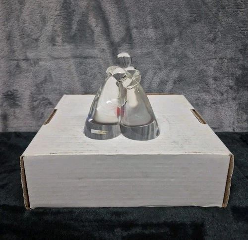 Steuben Kiss Figurine Couple Art Glass Sculpture Signed Katherine De Sousa