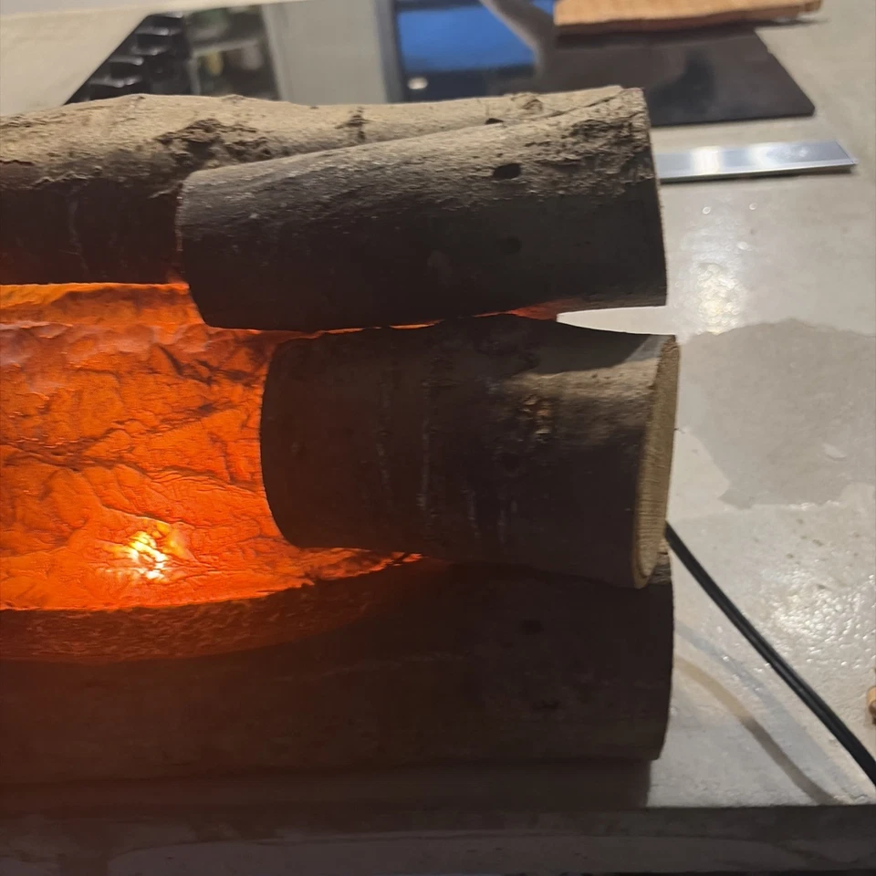 VINTAGE ELECTRIC LIGHT UP FIREPLACE WOOD LOGS CRACKLING SOUND FAUX FIRE Freeship - Image 3 of 4