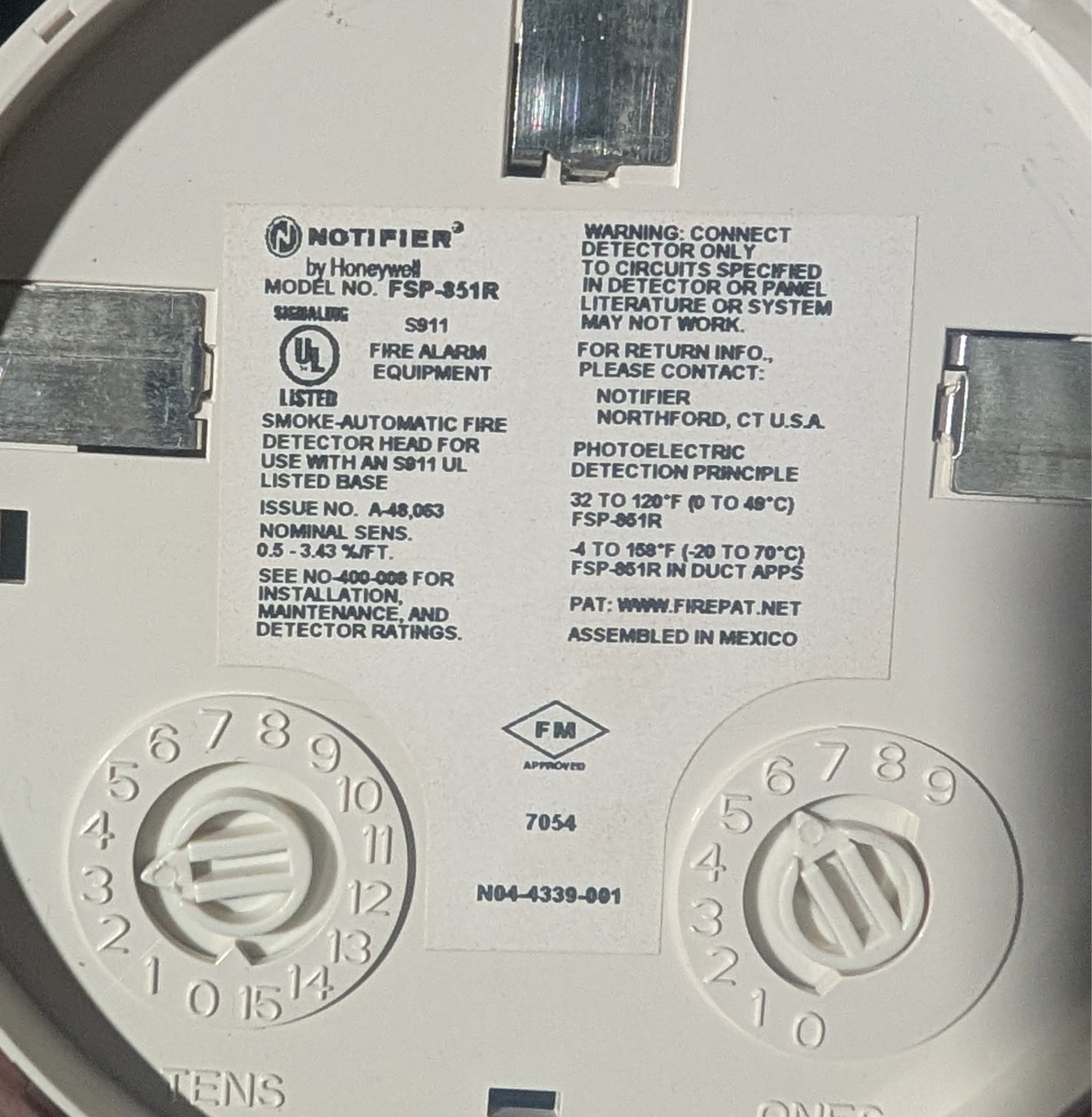 System Sensor Innovair DNR Duct Detector w/ FSP-951R  SAME DAY SHIPPING