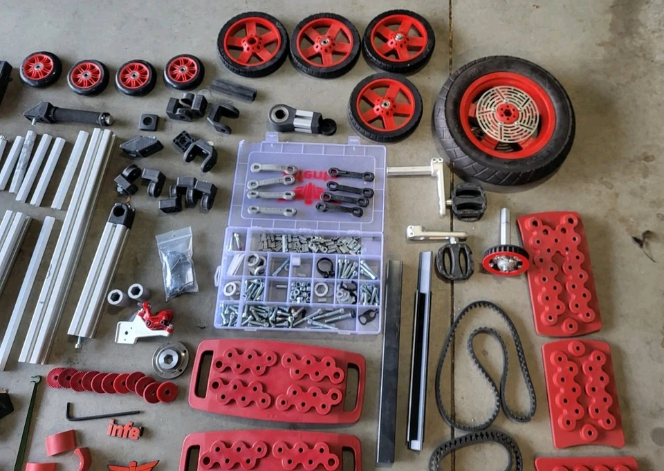 Kit Infento Adventure piezas/piezas • Usado • ¡100 de piezas/piezas aleatorias! Foto 2 de 4