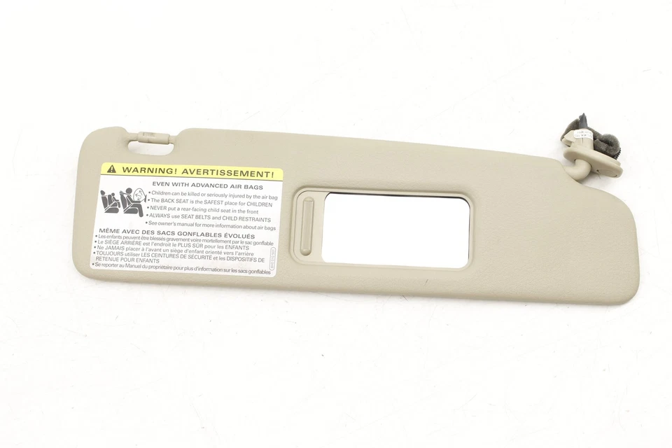 Audi RS4 2008 - convertible derecho parasol/espejo espejo 8H0857552L Foto 2 de 4