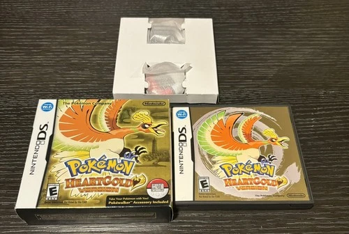 Pokemon: HeartGold Version (Nintendo DS, 2010) CIB