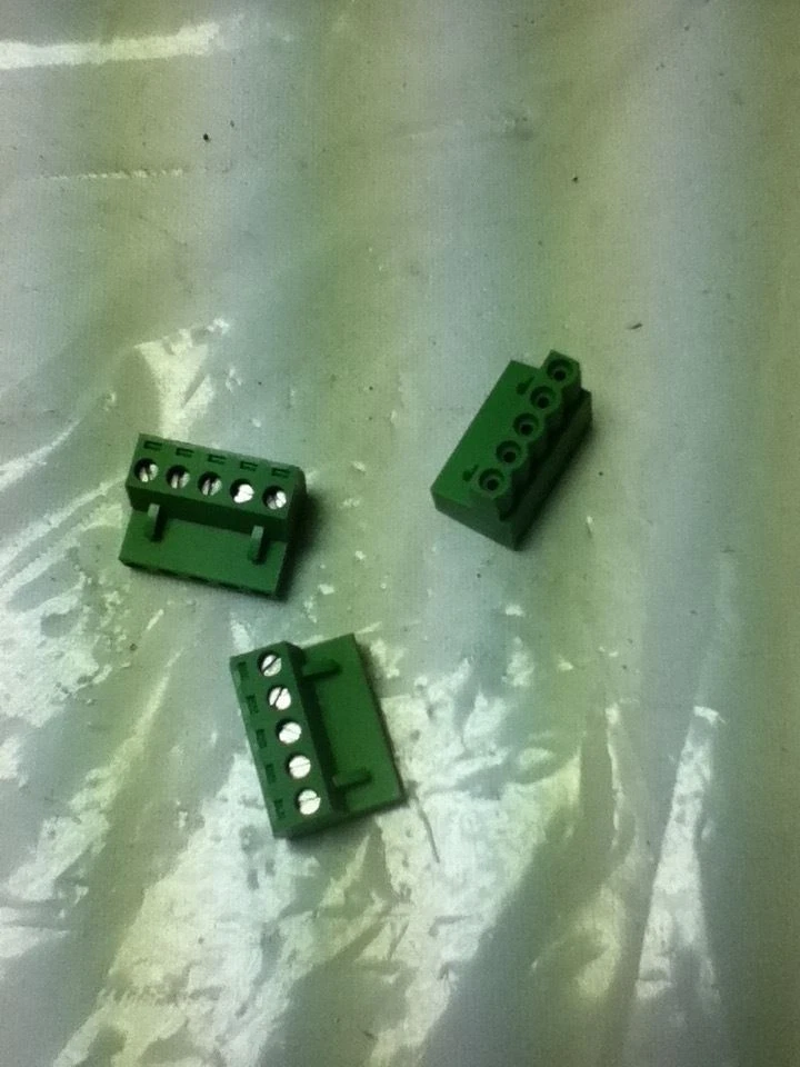 97 AUTOMATION DIRECT DN-5PLUG TERMINAL BLOCKS - Image 3 of 4