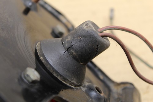 TRIUMPH T100 T120R TR6 LUCAS 1966-1970 CONJUNTO DE LUCES TRASERAS Y SOPORTE OEM 82-6849 - Imagen 8 de 9
