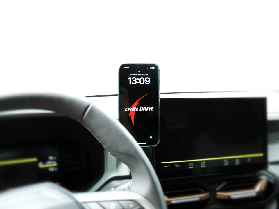 MagSafe Magnetic Phone Holder for YouClip DACIA DUSTER 3 and DACIA BIGGESTSTER - Image 3 of 4