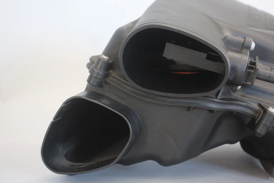 ✅ 10-13 BMW 650i 550i Air Intake Cleaner Filter Housing Box Right 7577466 OEM - Image 4 of 4