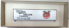 HO SCALE ROUNDHOUSE 3124 - 36' MILLER HIGH LIFE BILLBOARD REEFER   RARE     NEW