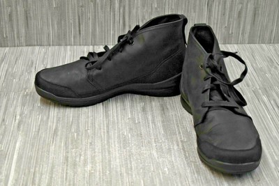 new balance 3020 boot