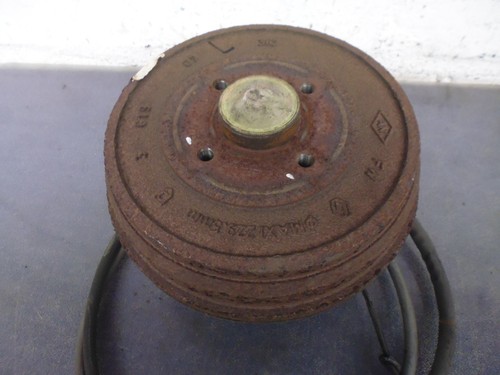 Dacia Logan MCV 1,4 55 KW Radnabe Radlager hinten links