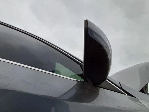 Used Right Door Mirror fits: 2015 Nissan Altima Power Sdn non-heated w/o LED tur