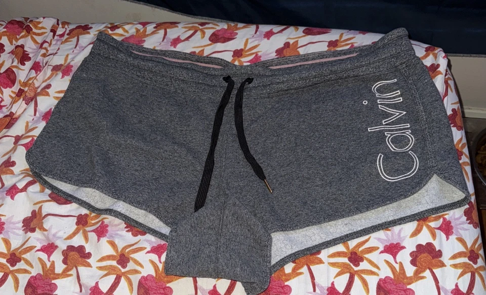 Pantalones Cortos Calvin Klein Mujer XXL Gris Forrado Cordón Cintura Rendimiento Salón Foto 2 de 4