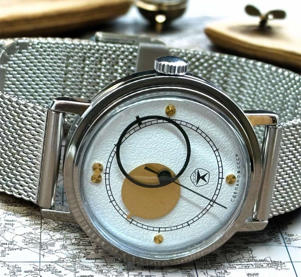 Vintag Raketa Kopernik Sun & Moon Watch Soviet USSR Rare Mechanical 2609HA Men’s - Image 2 of 4