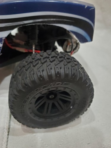 ECX Amp MT 1/10 RC Monstertruck - ungetestet, Teile oder Reparatur - Bild 17 von 21