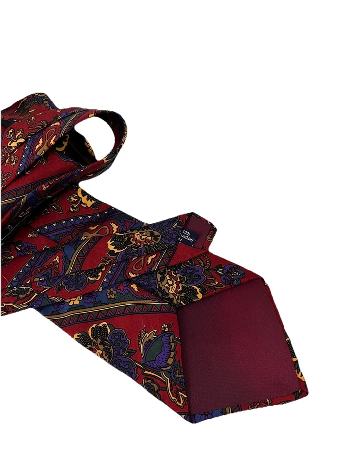 Vintage Gap Tie 58” x 3.5” Red Floral Made in USA 100% Silk Necktie - Image 4 of 4