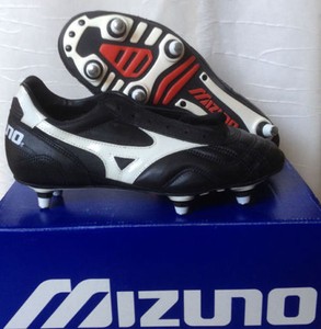 mizuno calcio professionali
