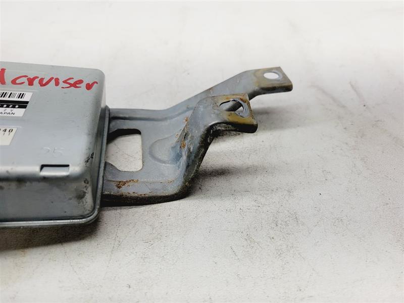 1995 96 97 TOYOTA LAND CRUISER ABS ANTI SKID CONTROL MODULE