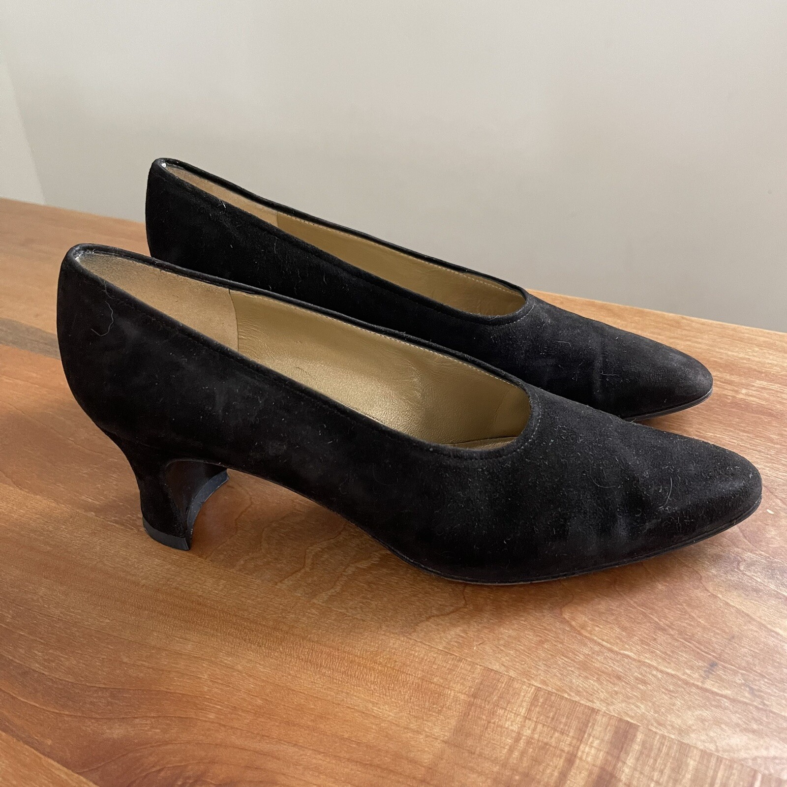 Decolte vintage Yves Saint Laurent nere scamosciate tacco a bobina 2" misura 7 6 5