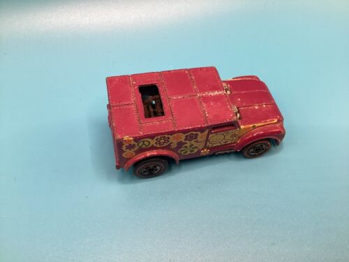 VINTAGE HOT WHEELS REDLINE FLYING COLORS FUNNY MONEY HONG KONG BASE PURPLE - Picture 4 of 7