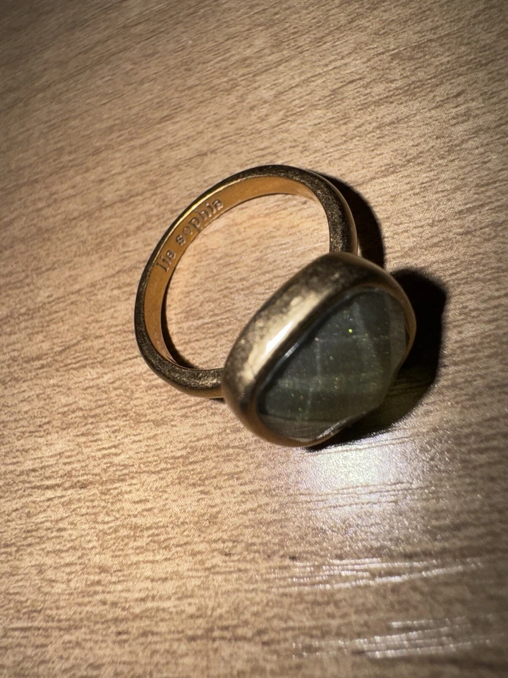 ANILLO Lia Sophia Piedra Verde Tono Dorado Antiguo Talla 7 Foto 2 de 3