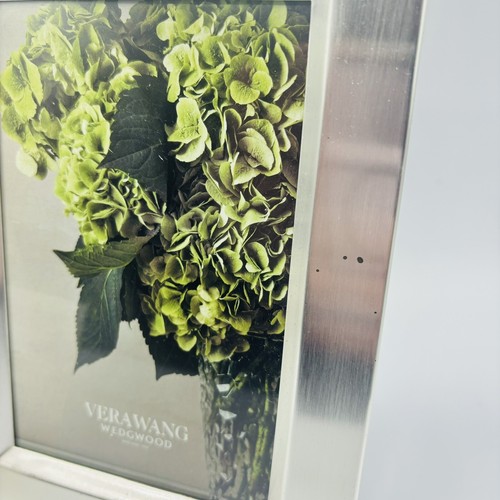 Vera Wang Wedgwood Satin Silver Photo Picture Frame 4x6 New In Box 40003671 - Picture 2 of 7