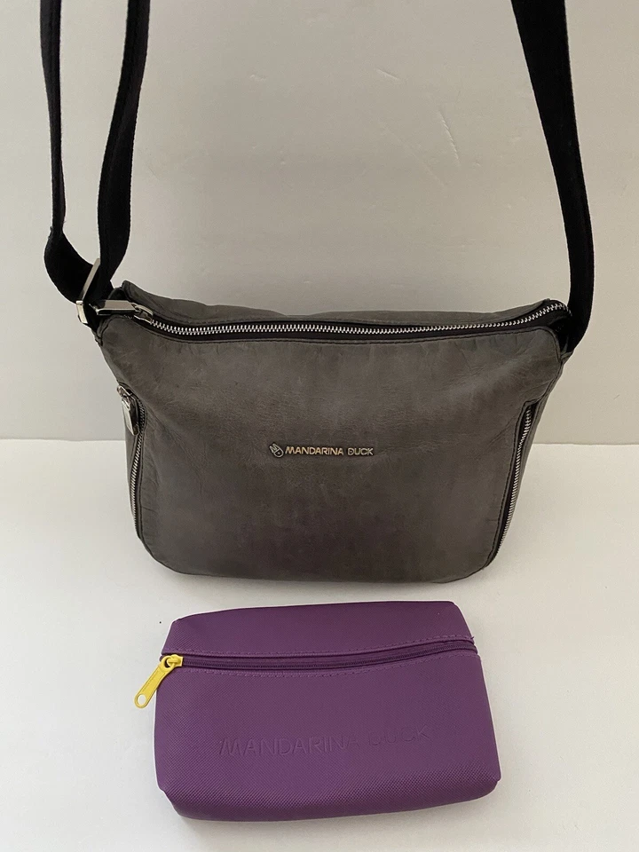 Mandarina Duck Leather Grey Shoulderbag & Storage Pink Pouch - Image 2 of 4