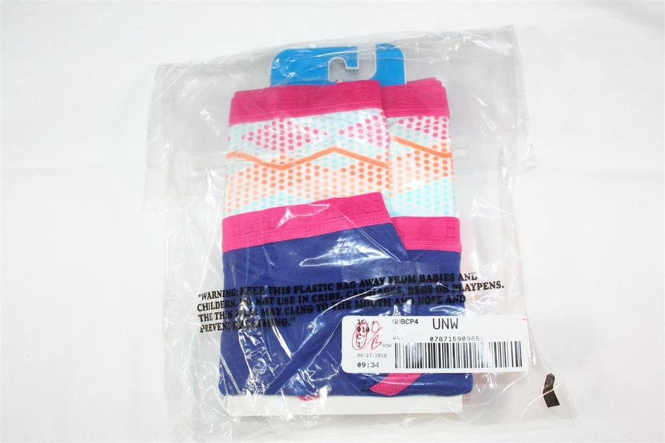 Paquete de 4 calzoncillos suaves y geniales 931X09 Hanes GUBCP4 Ultmate para niñas surtidos Foto 2 de 2