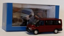 Minichamps 1/43 Scale - Ford Transit MK6 Torneo Kombi 2000 - Salsa Red
