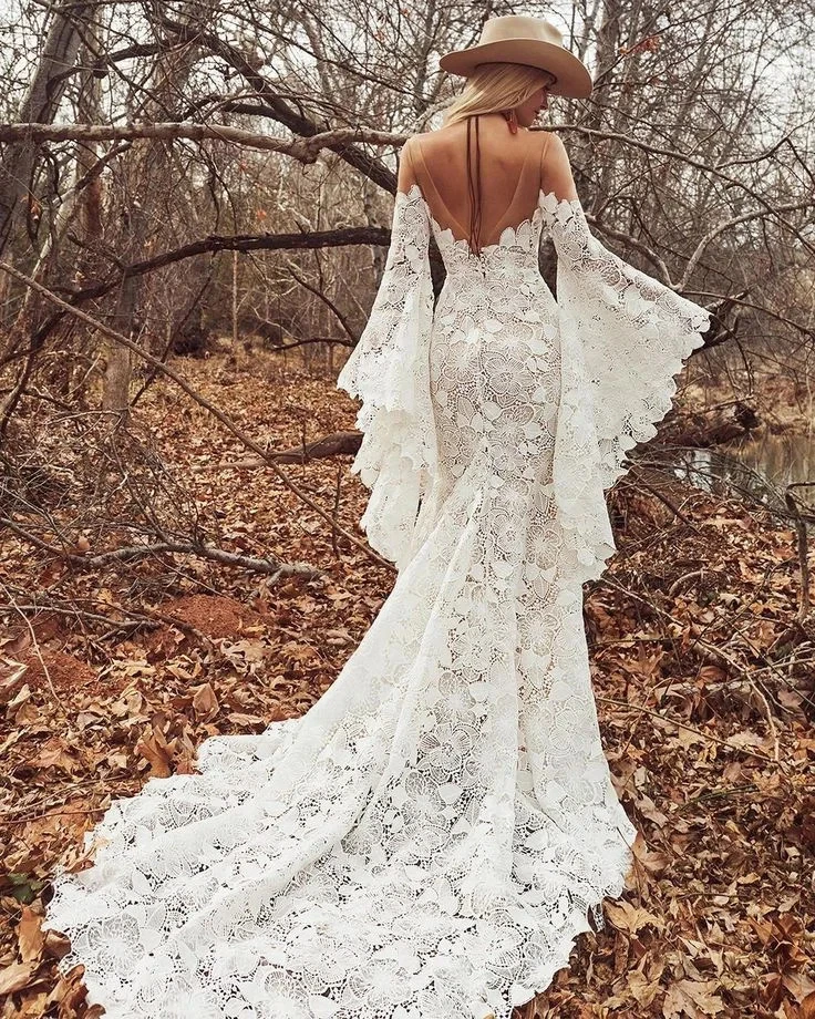 Vestidos de novia boho de sirena con hombros descubiertos mangas acampanadas encaje aplique vestido de novia Foto 2 de 4