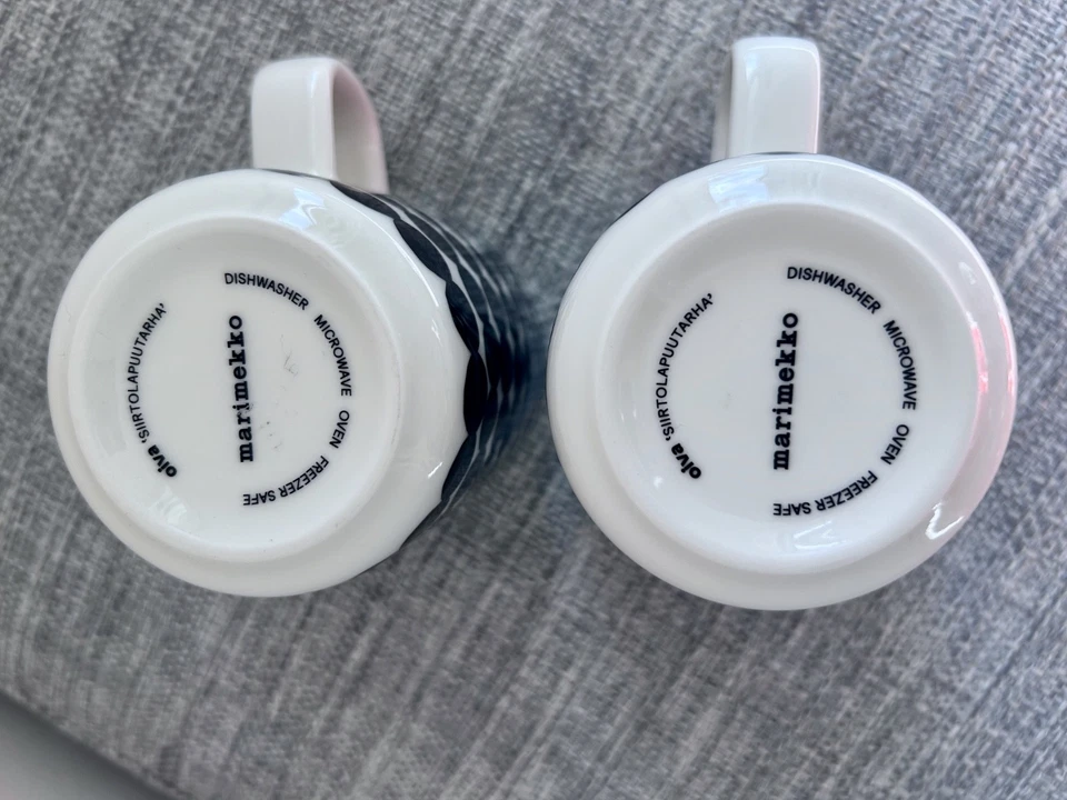 Par de tazas MARIMEKKO Siirtolapuutarha Räsymatto blanco y negro 3,75" H 3" W Foto 4 de 4