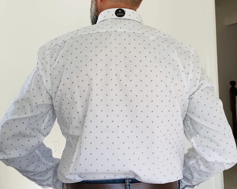 NUEVO CON ETIQUETAS Camisa de Vestir Banana Republic Para Hombre Calce Estándar Blanca Geo Estampado Talla M Foto 3 de 4