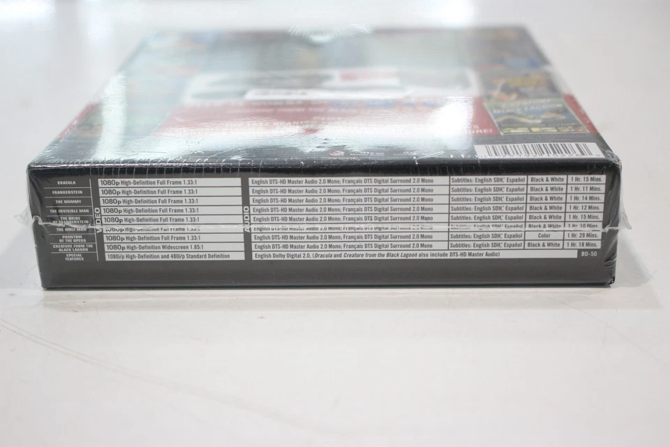 Universal Classic Monsters: The Essential Collection (Blu-ray) - Image 3 of 4