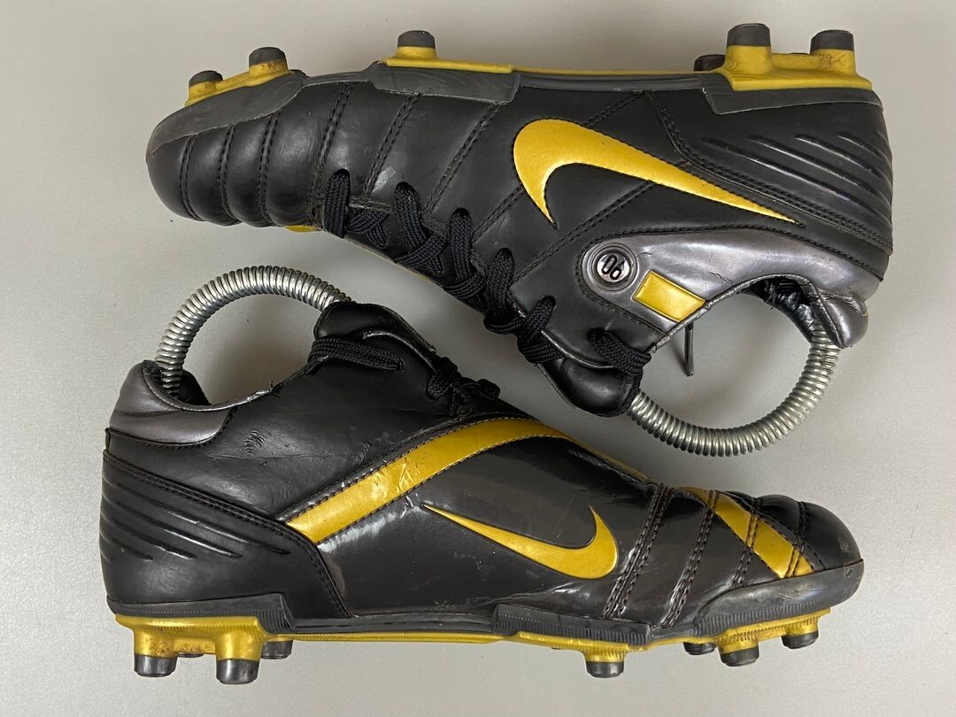 2006 Nike Total 90 Shift FG US 4 vintage soccer cleats