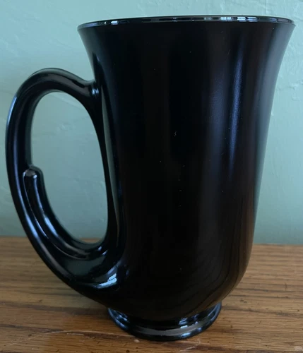 Black Tiara Glass Hunter Horn 12oz Mug