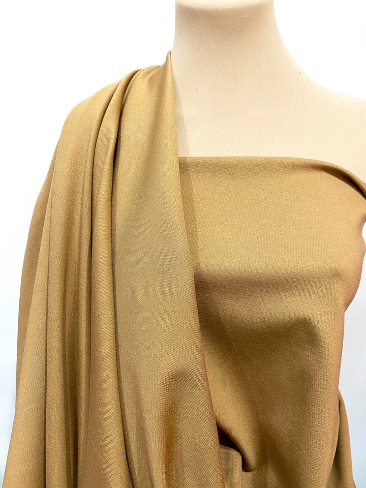 TELA PONTE SPANDEX FUCSIA. 60" BTY.. 4 VÍAS ELÁSTICAS..PANTALONES, LEGGINGS  Foto 4 de 4