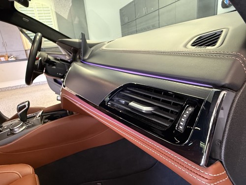 2020 BMW M5 - Picture 17 of 34
