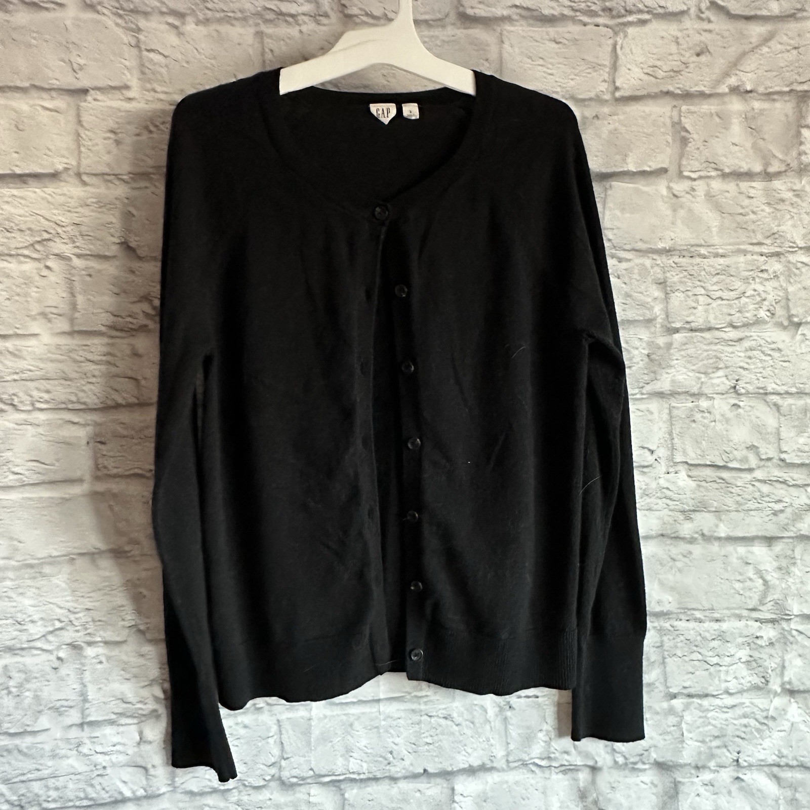 PREOWNED GAP BLACK BUTTON DOWN SWEATER WOMENS SMA… - image 1