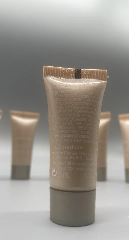 Lot of 10 Clarins Instant Concealer Smoothing Long-Lasting 02 Medium 0.1 oz NWOB - Image 3 of 4