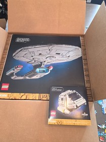Star Trek Enterprise -S Lego with Type 15 Shuttlecraft NIB