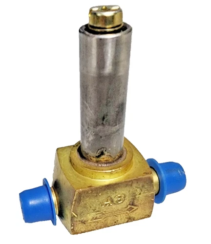SPORLAN A3S1 Solenoid Valve 3/8" OD x 1/2" OD Refrigerant Valve Solder