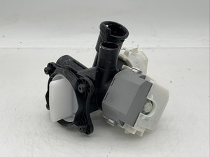 Siemens WAX28M42/04 Waschmaschine Laugenpumpe #DD207