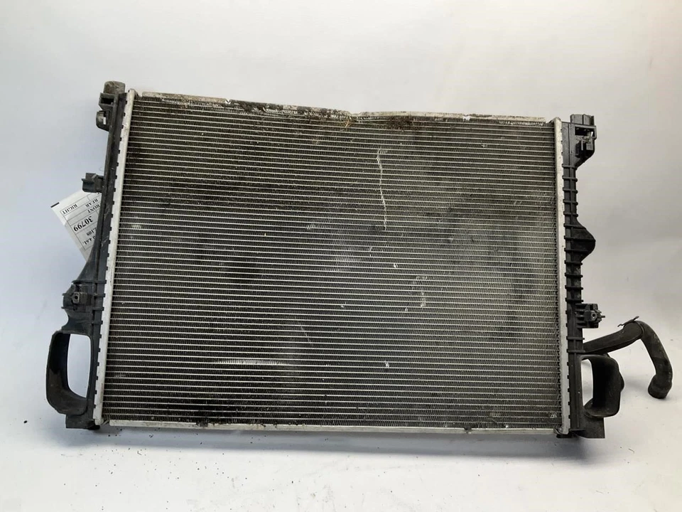 11-14 Mercedes-Benz CL550 Engine Cooling Radiator OEM B - Image 2 of 4