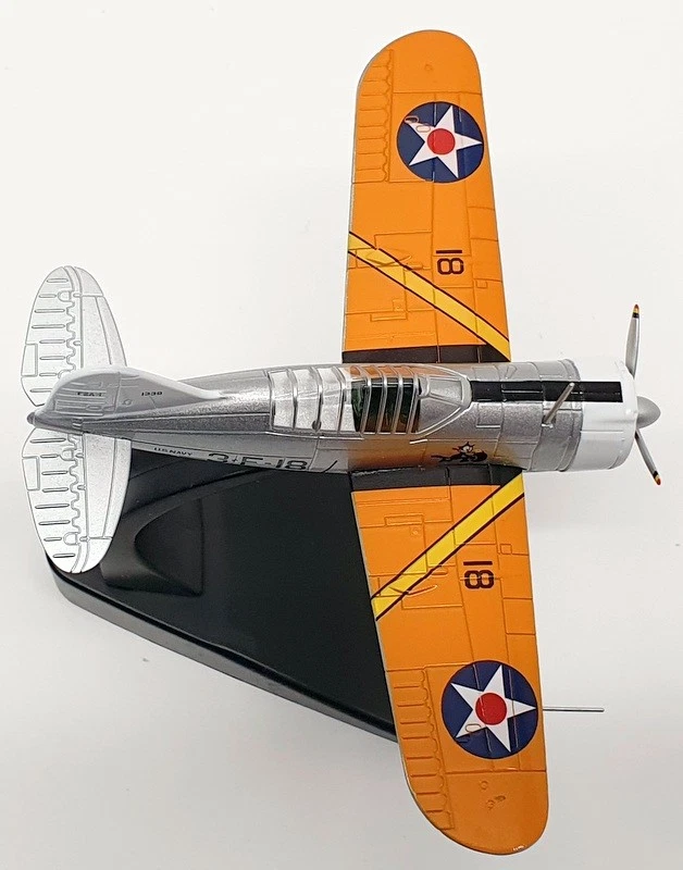 Avión Oxford escala 1/72 AC082 - Brewster F2A Buffalo USS Saratoga 1939 Foto 4 de 4