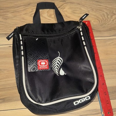 OGIO Doppler Black Travel Kit Bag NWT Floral Leaf Cruise Hawaii 9  Pocket Travel