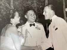 HONG KONG TAIPAN STANDARD CHARTERED BANK David Stewart PHOTO DELHI 1953 THAI AF