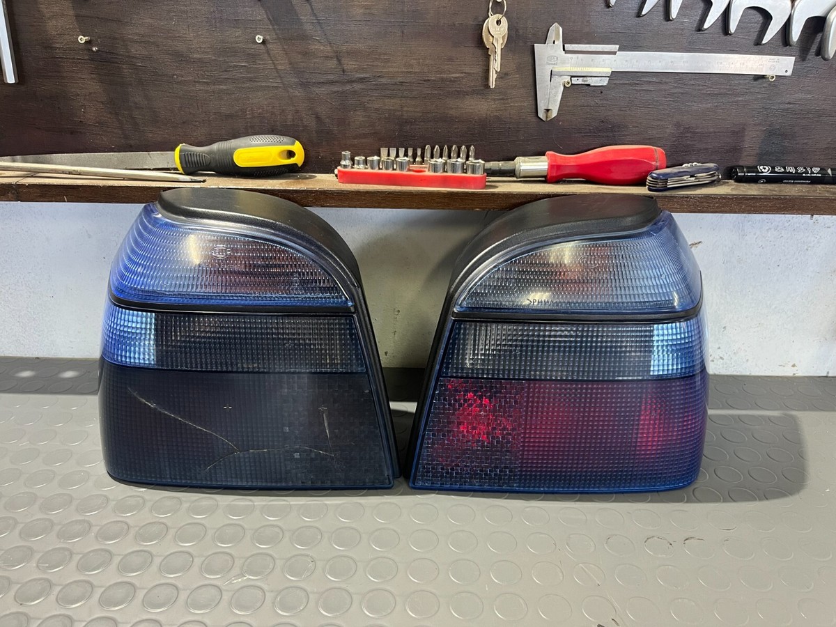 希少VW ゴルフ3 HELLA テールランプ 新 品時物 箱付きVW GOLF3 【公式
