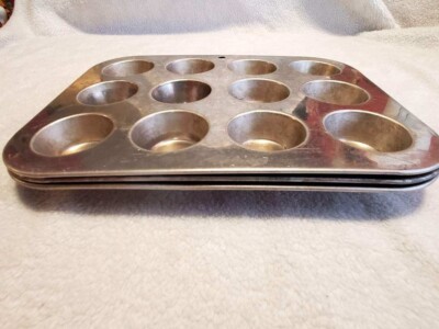 Set of Vintage Mirro Aluminum Metal 12 Count Mini Cupcake Pans
