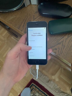 Apple iPhone 5s - 16GB - Space Grau (Ohne Simlock) A1457 (GSM)
