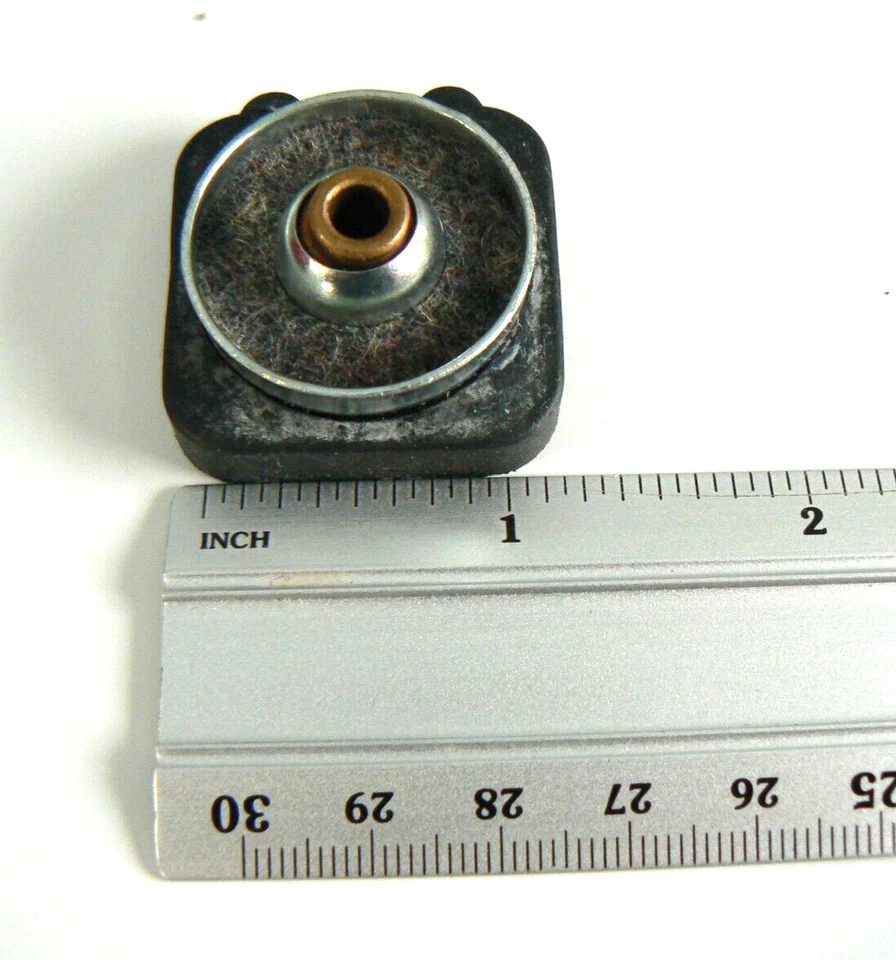 Juego de dos rodamientos de rodillos de cepillo para aspiradora Queen con filtro majestuoso genuino Foto 4 de 4