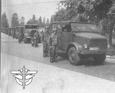 Foto REPRO 15x10 Bundeswehr Heer und SKB Damals Borgward Kübel